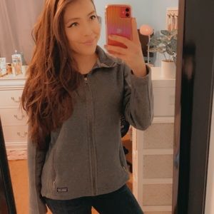 PATAGONIA TWO COLORED GREY LIGHT WEIGHT SWEATER